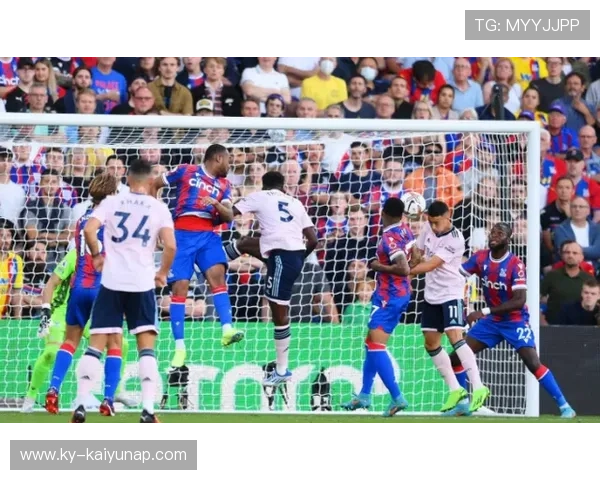 切尔西调整攻势结构，库库雷利亚的内收化解压力